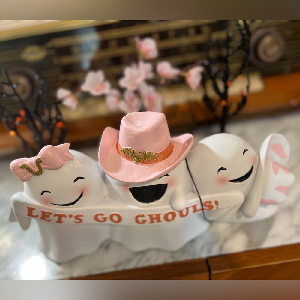 ✨NEW👻Goblin and Ghoul Let’s go Ghouls! Pink Cowboy Ghost Trio Decor👻 - Picture 7 of 11